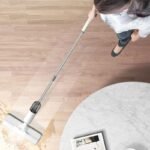White Spray Mop with Clear Capsule Bottle